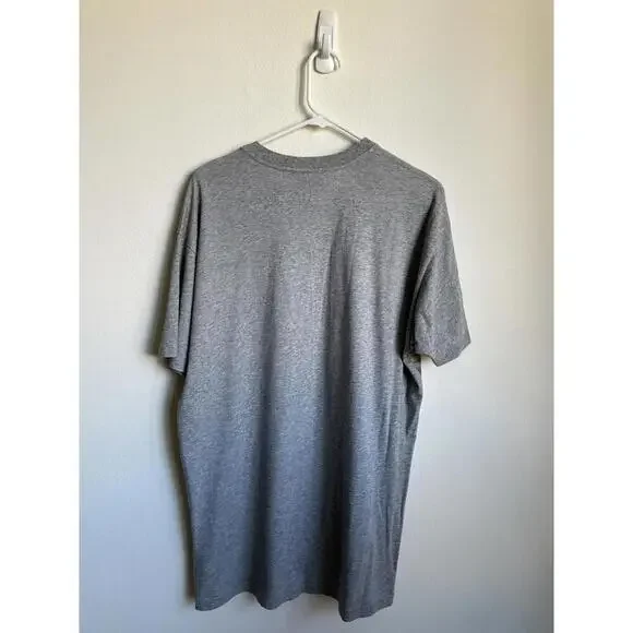 100% authentic Givenchy Nude Girl Grey T-Shirt XL - Picture 3 of 6